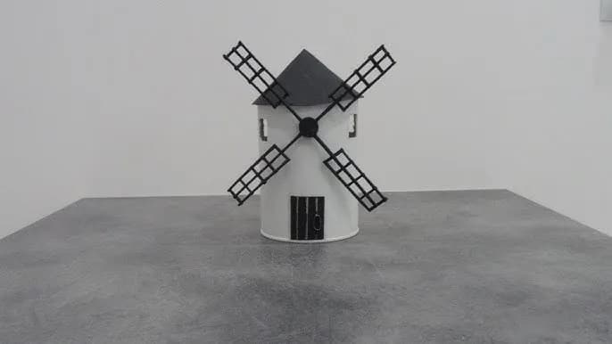 Jak zrobić wiatrak z kartonu – proste kroki do udanego projektu DIY