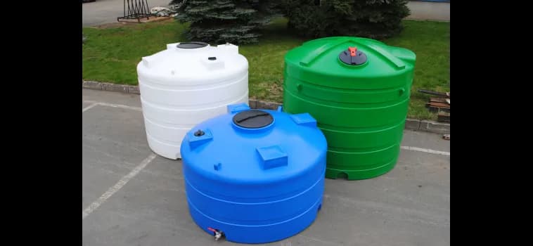 Czym skleić plastikowy zbiornik na wodę, aby uniknąć nieszczelności