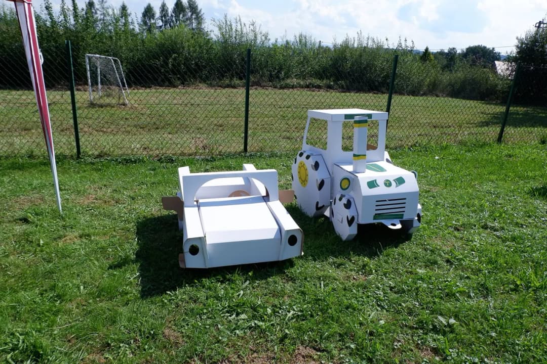 Jak łatwo zrobić traktor z kartonu - krok po kroku dla każdego