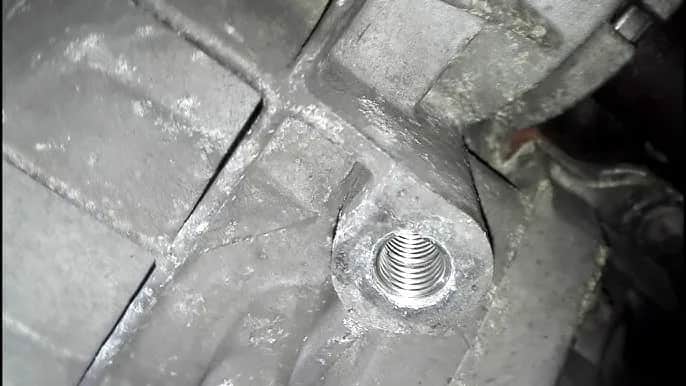 Jak naprawić gwint w misce olejowej i uniknąć kosztownych napraw